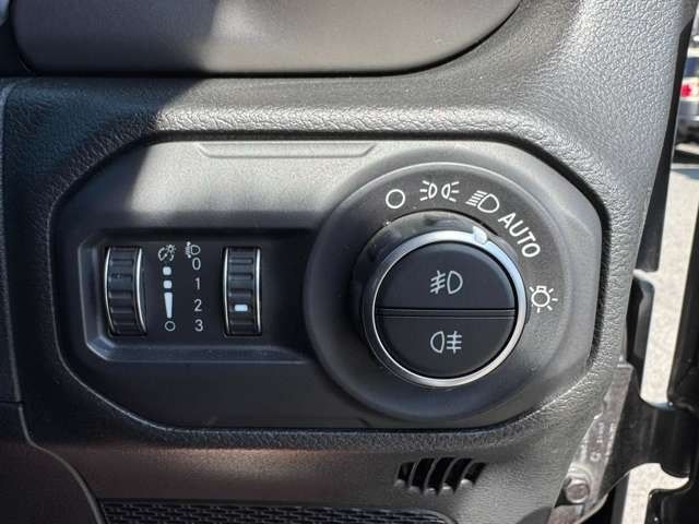 JEEP WRANGLER UNLIMI 2018 Image 31