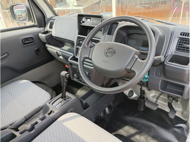 NISSAN CLIPPER TRUCK 4WD 2026 Image 31