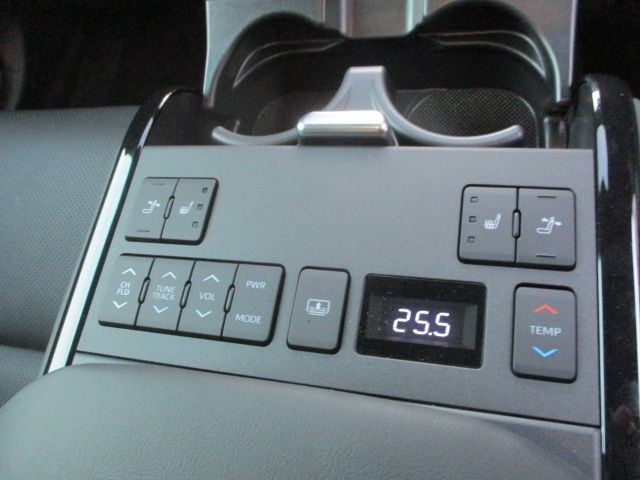 TOYOTA CROWN CROSSOVER 2023 Image 31