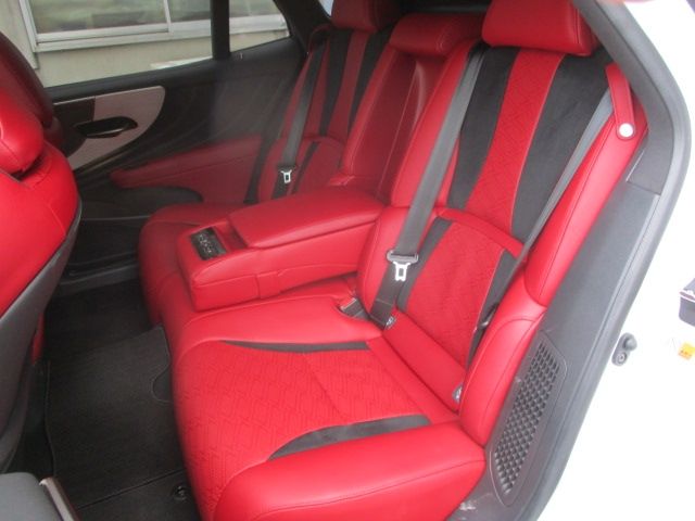 TOYOTA LEXUS LS500H 2019 Image 31