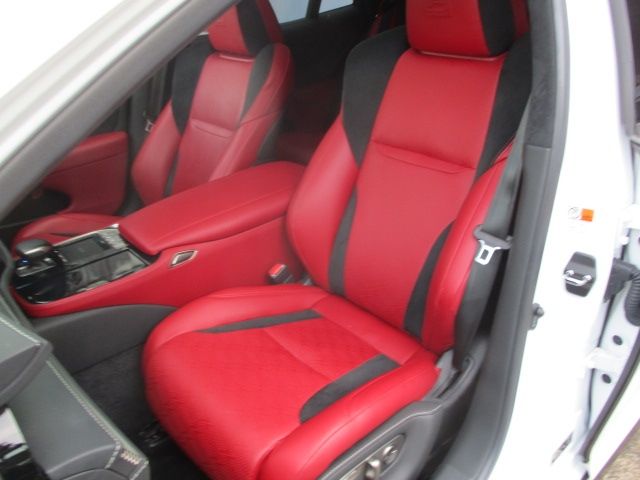 TOYOTA LEXUS LS500H 2019 Image 31