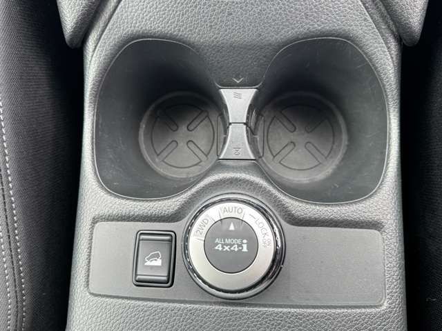 NISSAN X-TRAIL 4WD 2017 Image 31