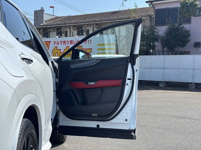 TOYOTA LEXUS NX450H+ AWD 2022 Image 31