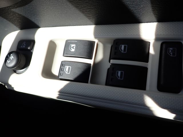 DAIHATSU MIRA COCOA 2017 Image 31