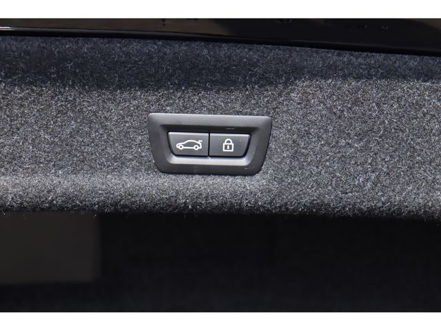 BMW 3SERIES SEDAN 2019 Image 31