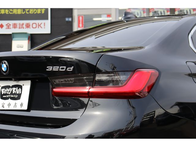 BMW 3SERIES SEDAN 2019 Image 31