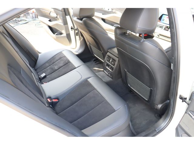 BMW 3SERIES SEDAN 2019 Image 31