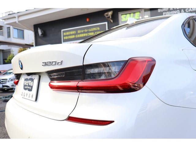 BMW 3SERIES SEDAN 2019 Image 31