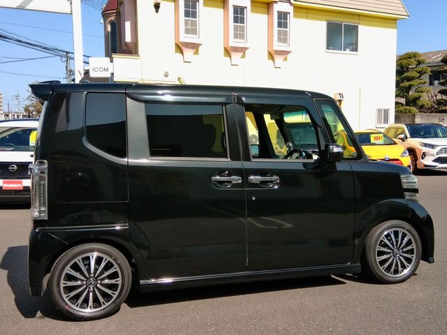 HONDA N BOX CUSTOM 2016 Image 31