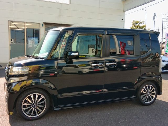 HONDA N BOX CUSTOM 2016 Image 31