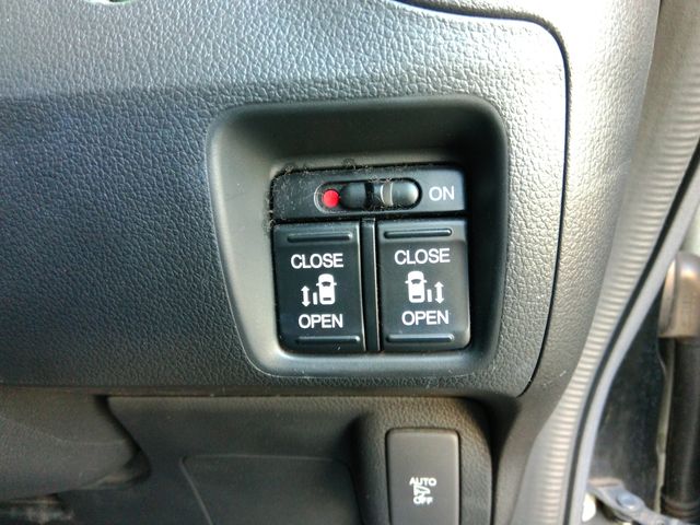 HONDA N BOX CUSTOM 2016 Image 31