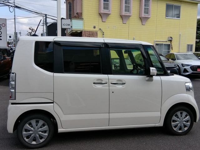 HONDA N BOX 2016 Image 31