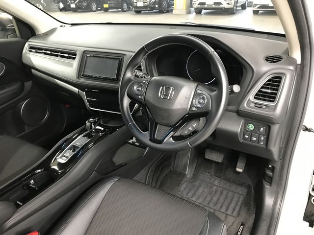 HONDA VEZEL HYBRID 2019 Image 31