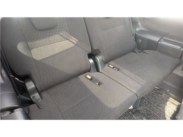 TOYOTA VOXY HYBRID 2014 Image 31