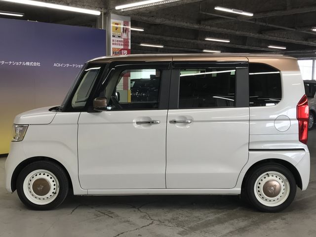 HONDA N BOX 2019 Image 31