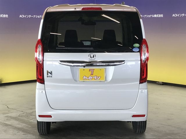 HONDA N BOX 2019 Image 31