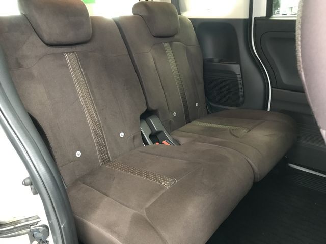 HONDA N BOX 2019 Image 31