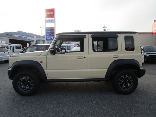 SUZUKI JIMNY NOMADE 2025 Image 31