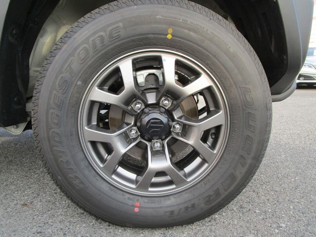 SUZUKI JIMNY NOMADE 2025 Image 31