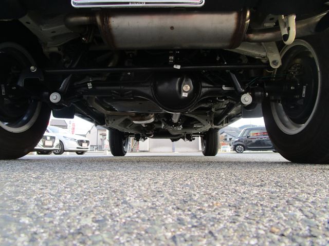 SUZUKI JIMNY NOMADE 2025 Image 31