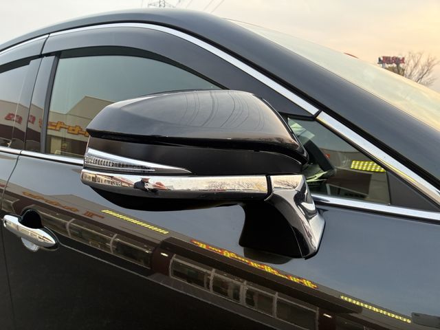 TOYOTA HARRIER 4WD 2021 Image 31