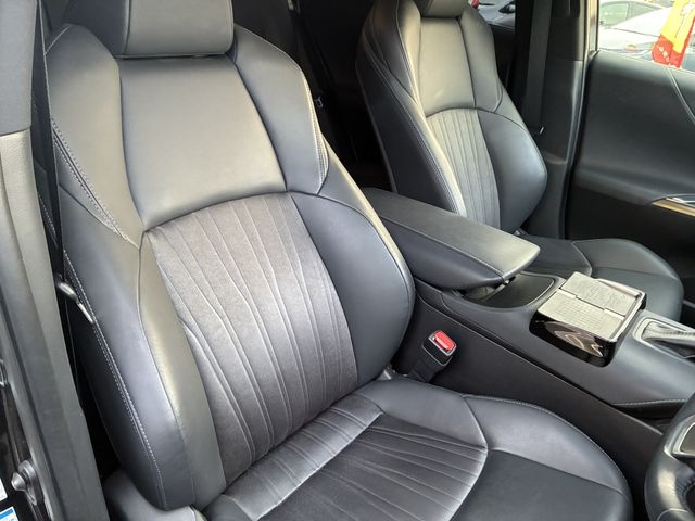 TOYOTA HARRIER 4WD 2021 Image 31