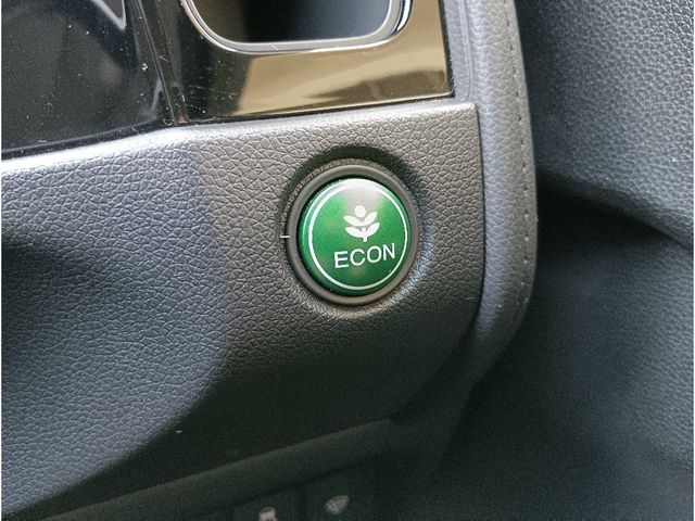 HONDA SHUTTLE HYBRID 4WD 2017 Image 31