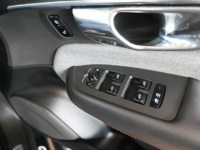 VOLVO XC90 2020 Image 31