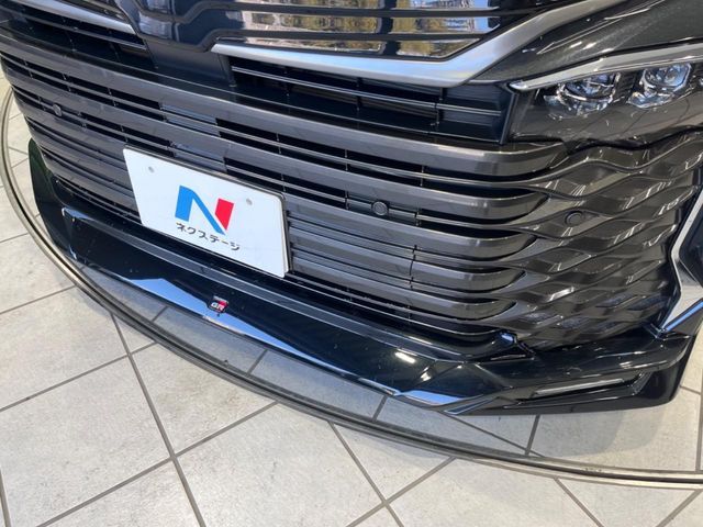 TOYOTA VOXY HYBRID 2023 Image 31