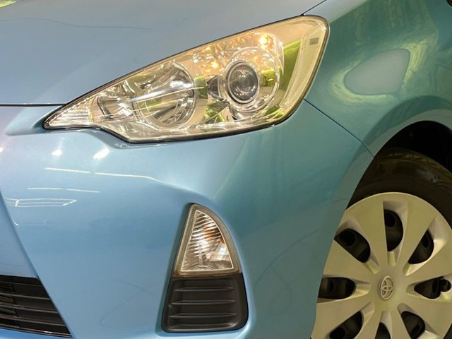 TOYOTA AQUA 2013 Image 31