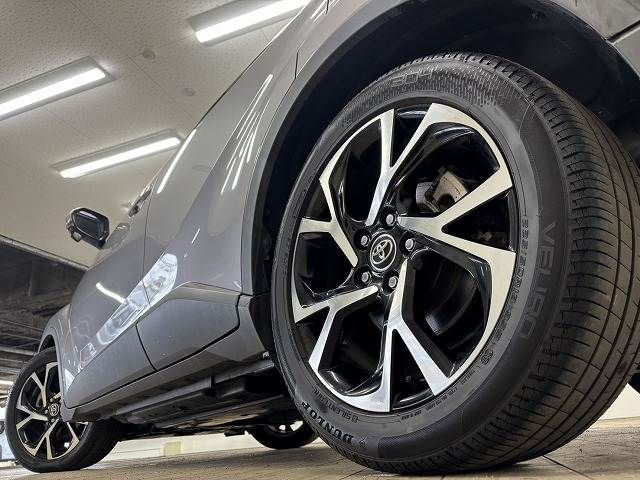 TOYOTA C-HR 2017 Image 31