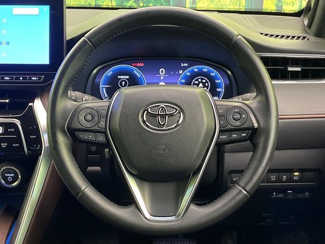 TOYOTA HARRIER HYBRID 2023 Image 31