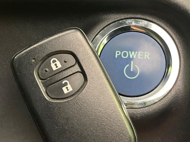 TOYOTA AQUA 2015 Image 31