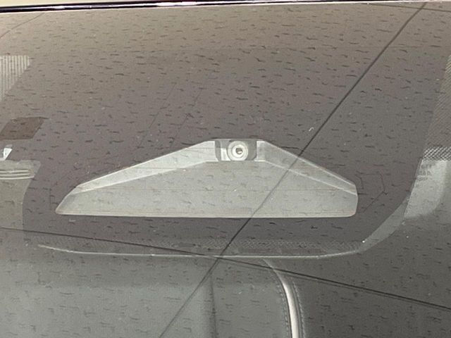 TOYOTA PRIUS 4WD 2023 Image 31