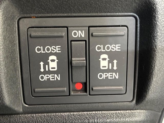 HONDA N BOX CUSTOM 2023 Image 31