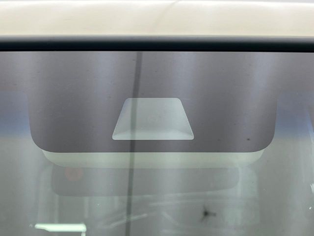 HONDA N BOX 2017 Image 31