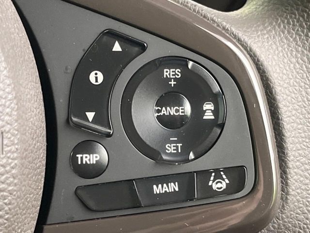 HONDA N BOX 2017 Image 31