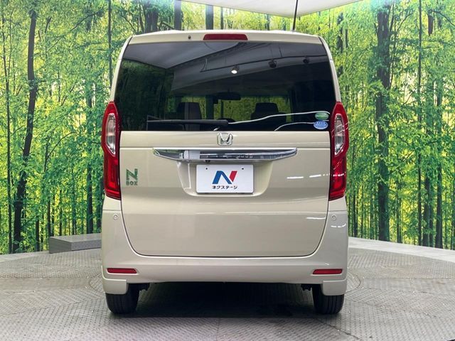 HONDA N BOX 2017 Image 31
