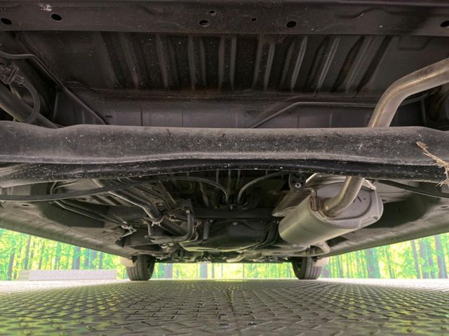 HONDA N BOX 2017 Image 31