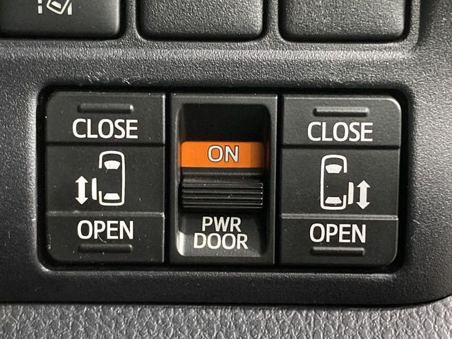 TOYOTA NOAH 2020 Image 31