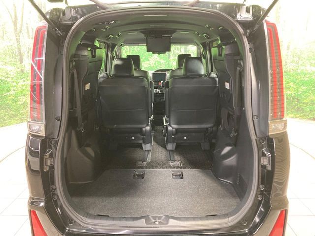 TOYOTA NOAH 2020 Image 31