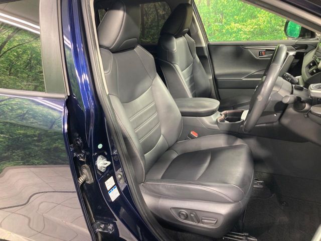 TOYOTA RAV4 HYBRID 4WD 2019 Image 31