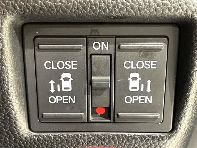 HONDA N BOX CUSTOM 2018 Image 31