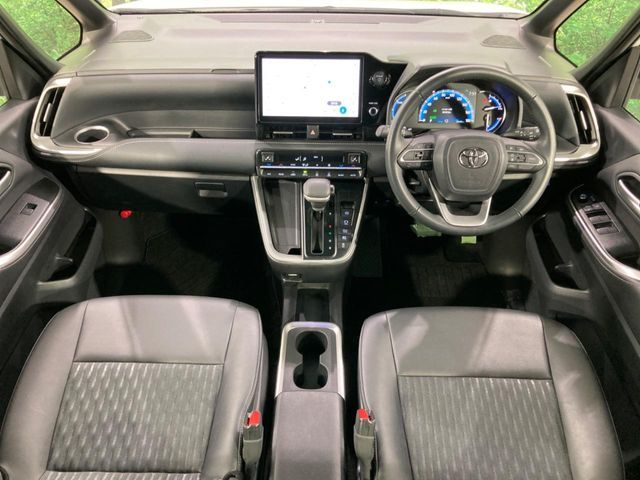 TOYOTA NOAH HYBRID 2024 Image 31