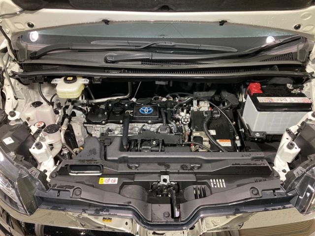 TOYOTA NOAH HYBRID 2024 Image 31