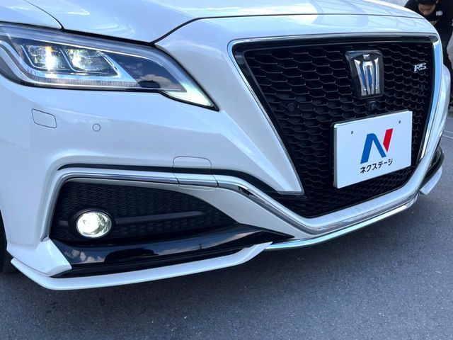 TOYOTA CROWN SEDAN HYBRID 2019 Image 31