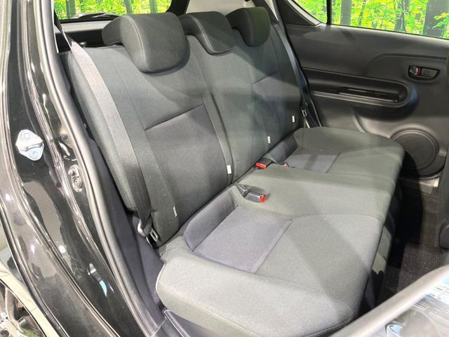 TOYOTA AQUA 2018 Image 31