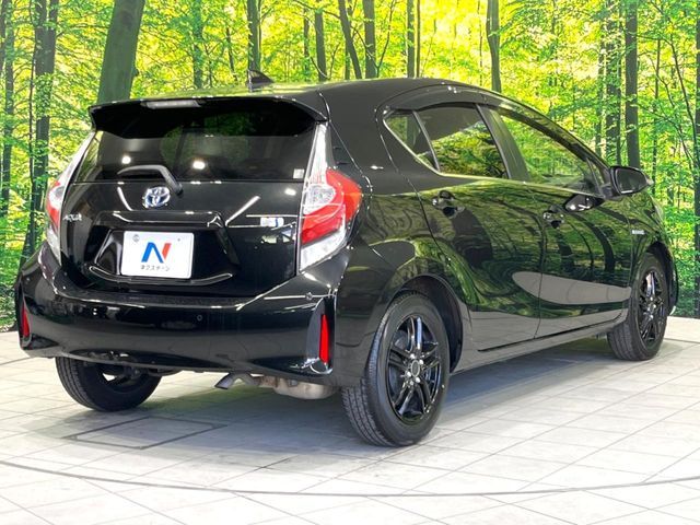 TOYOTA AQUA 2018 Image 31