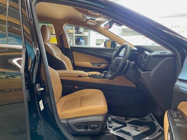 TOYOTA LEXUS NX350H 2023 Image 31