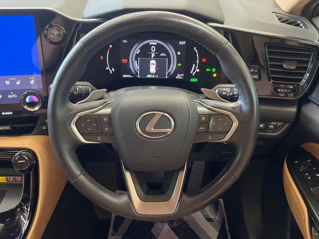 TOYOTA LEXUS NX350H 2023 Image 31